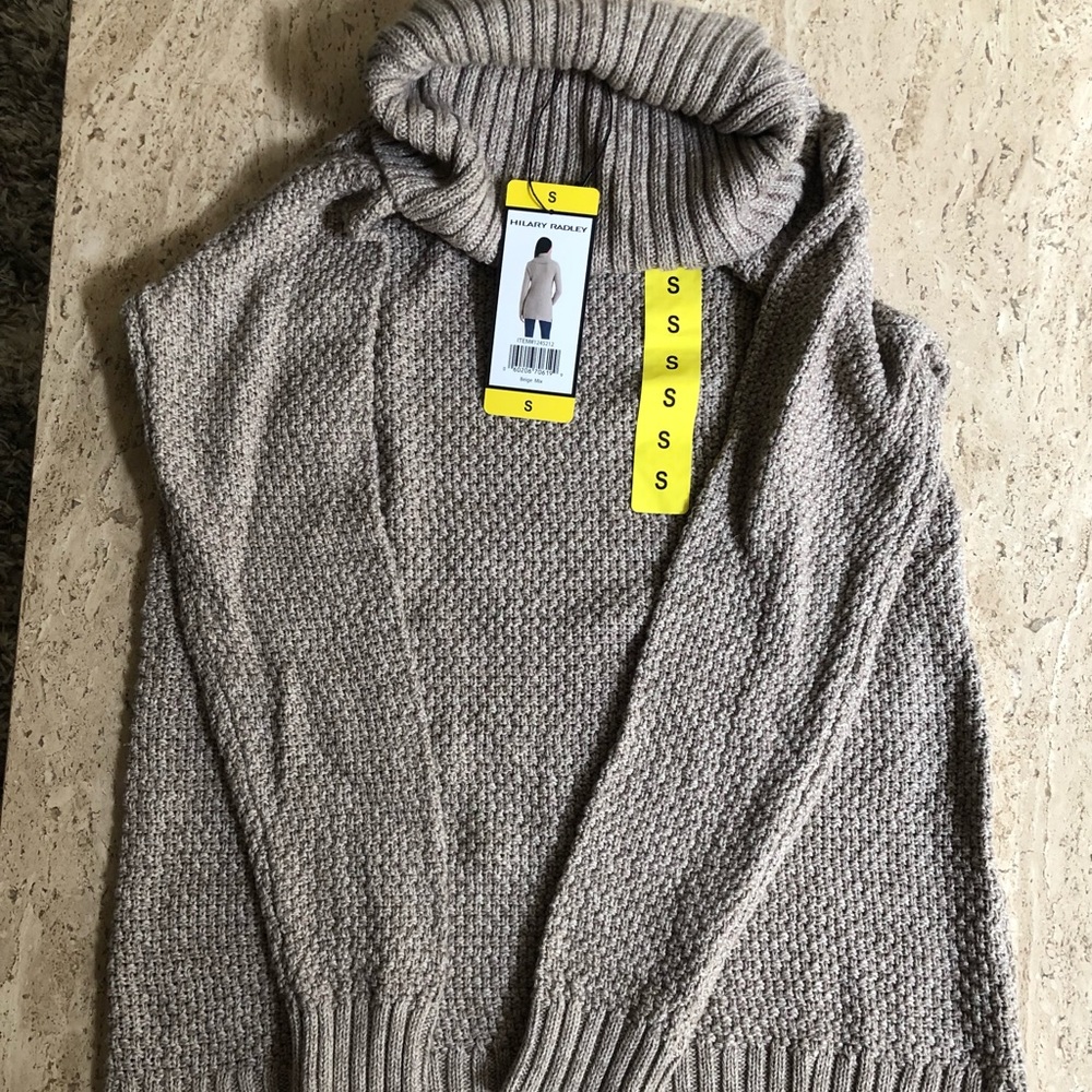New with tags Beige sweater